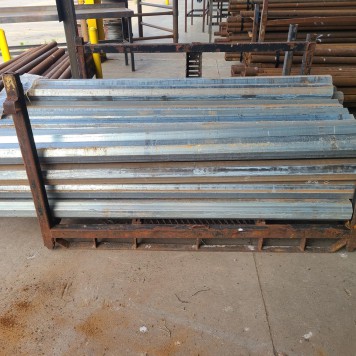 Galvanized Octagon 12GA Post - 8ft